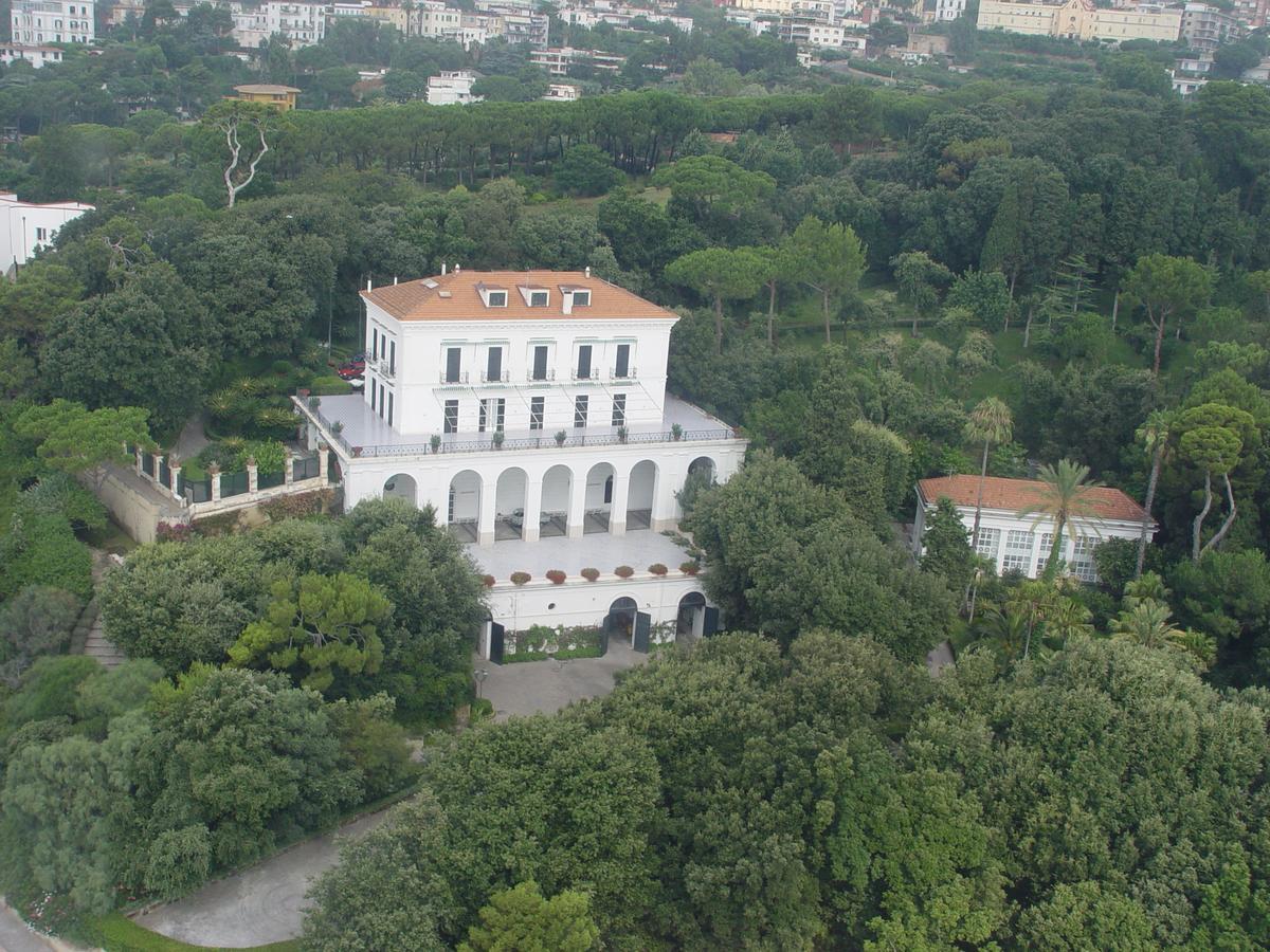 B&B A Casa Di Grazia Naples Exterior photo